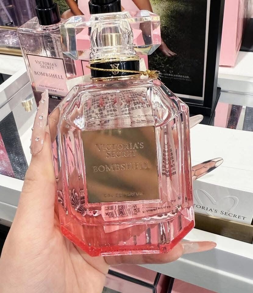VS Bombshell perfume
