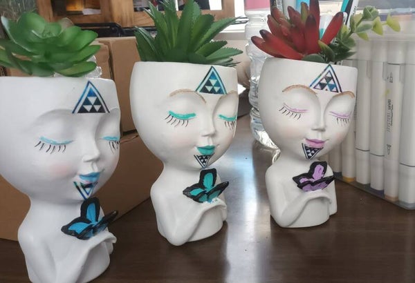 pretty pot plant holder