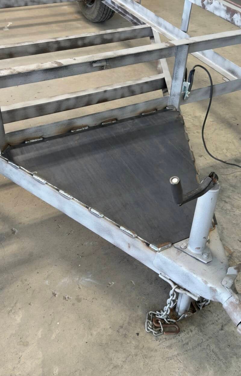 welded-plate-on-bumper-pull-standard.jpg