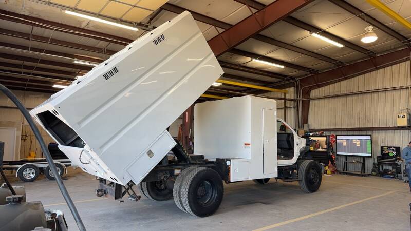 white-chip-truck-standard.jpg