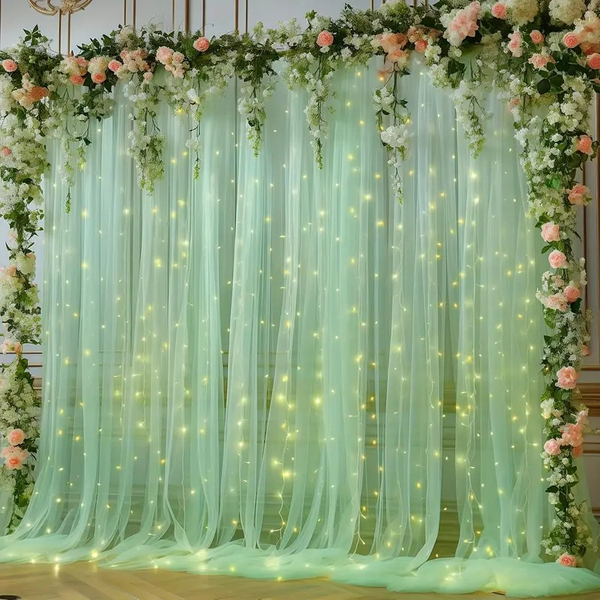 Tulle gordijnwand met verlichting 2.40m hoog x 3m breed, keuze verschillende kleurenprijs vanaf