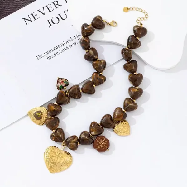 Bedelketting Saturn bruin