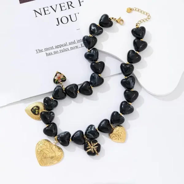 Bedelketting Saturn zwart