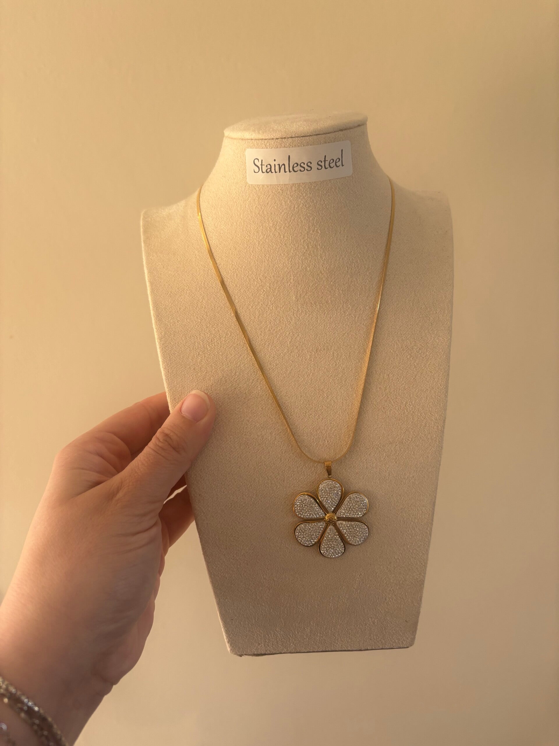 Ketting diamond flower