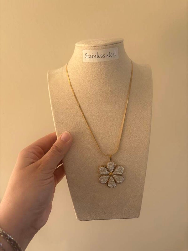 Ketting diamond flower