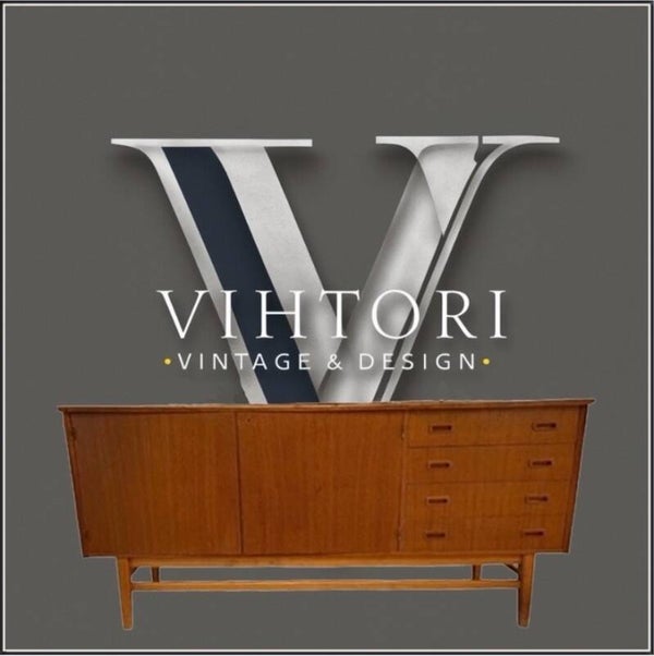 Upea iso 180cm Teak vintage senkki 50/60-luku. Maksa 12/kk erissä Klarnalla