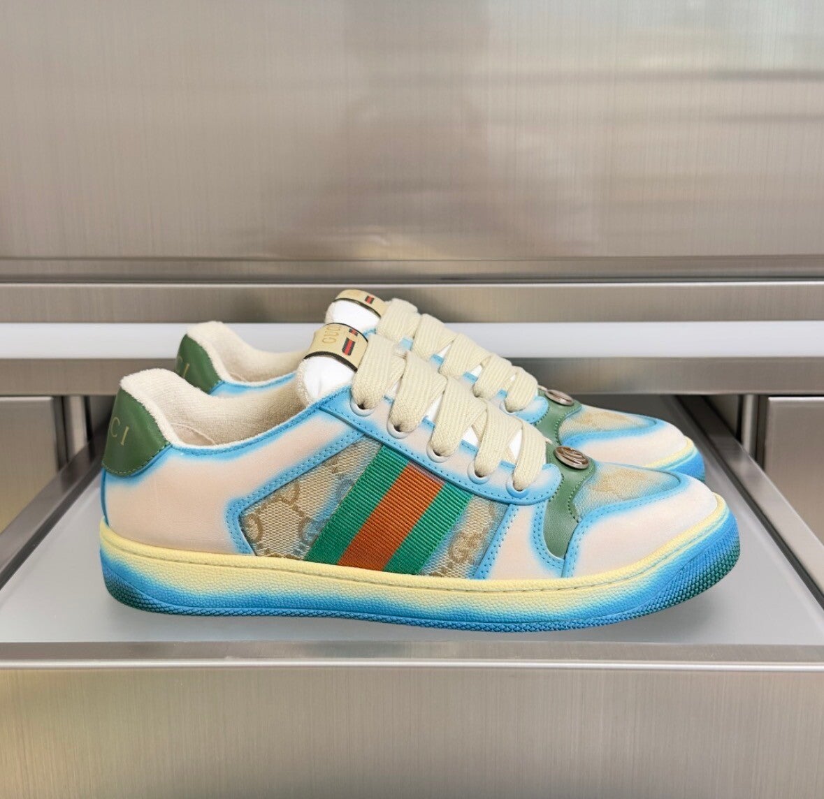 GUCCI