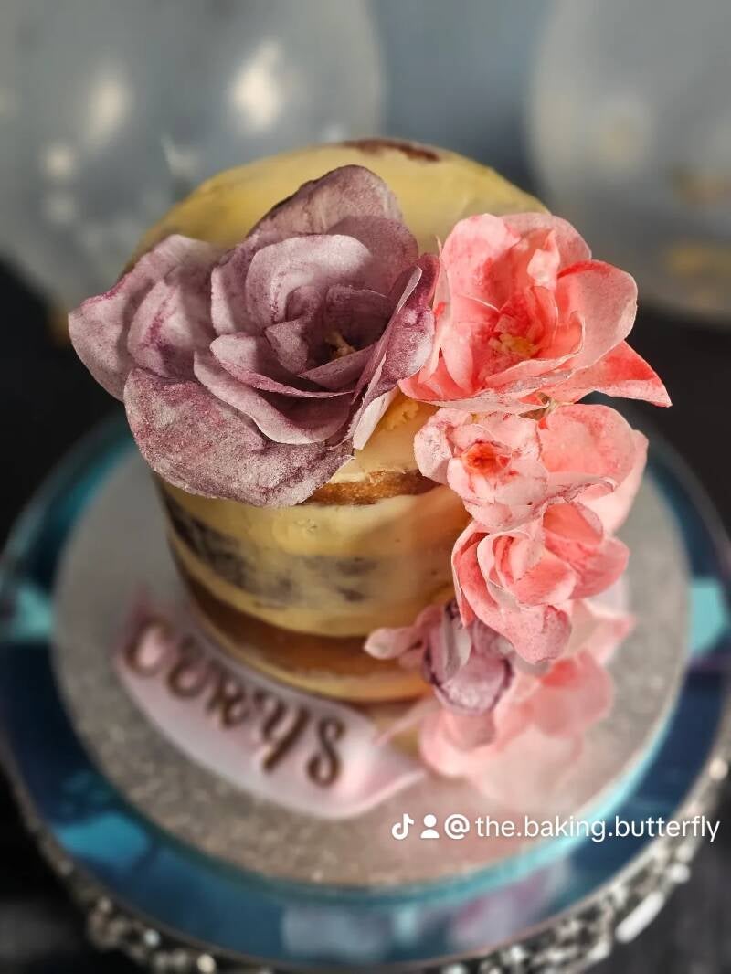 Wafer Roses - 6" Vanilla, £90