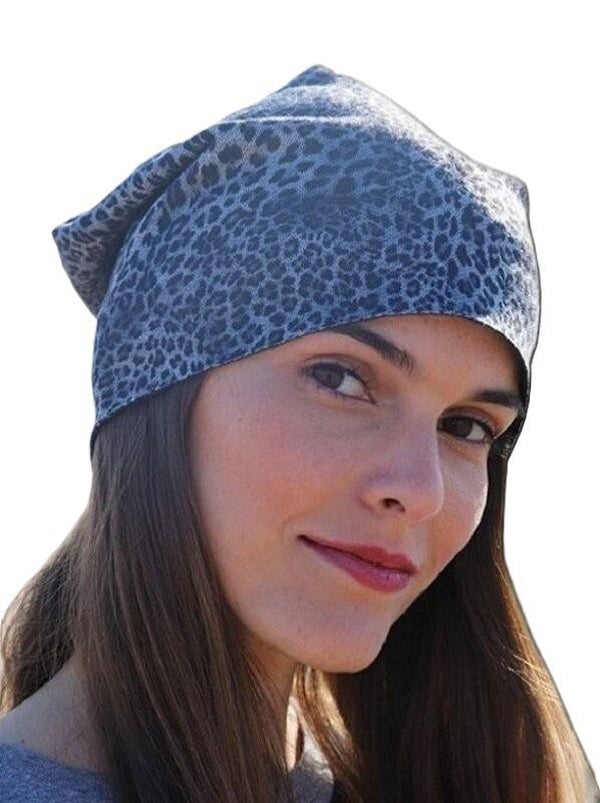 12423 IT NONONO beanie muts animal print in grijs