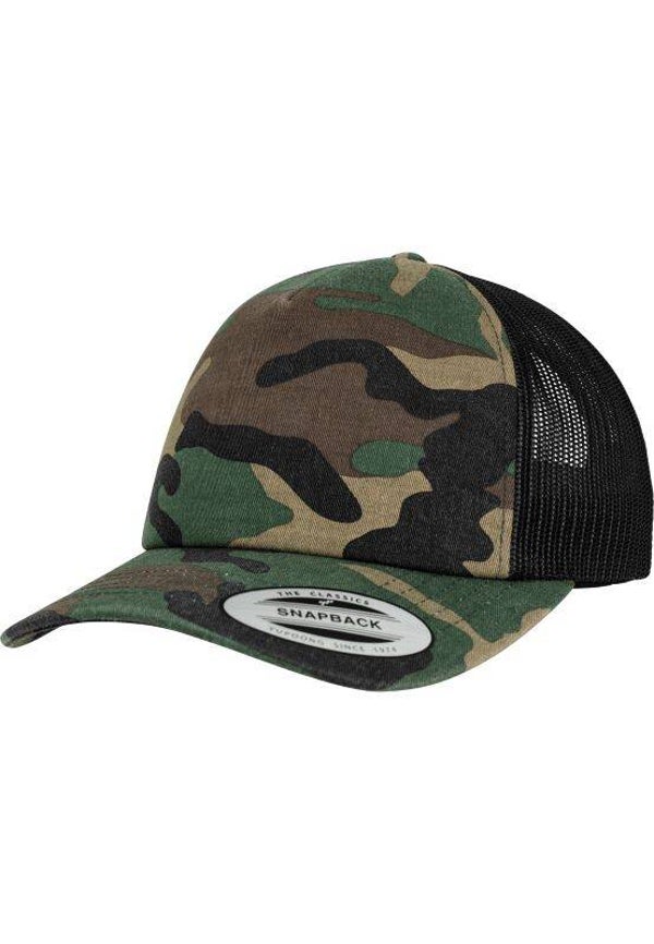 26080 C Urban Classics Camo Flexfit trucker cap in wood camo black