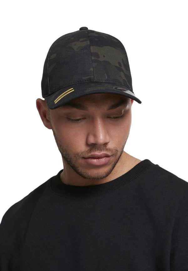26226 C Urban Classics Flexfit Jungle cap Multicam-stijl black LXL