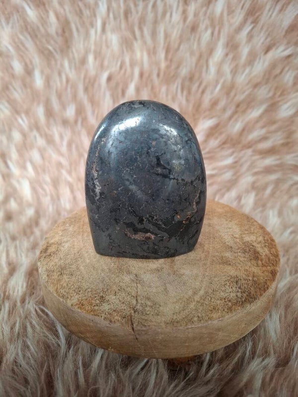 Hematiet sculptuur