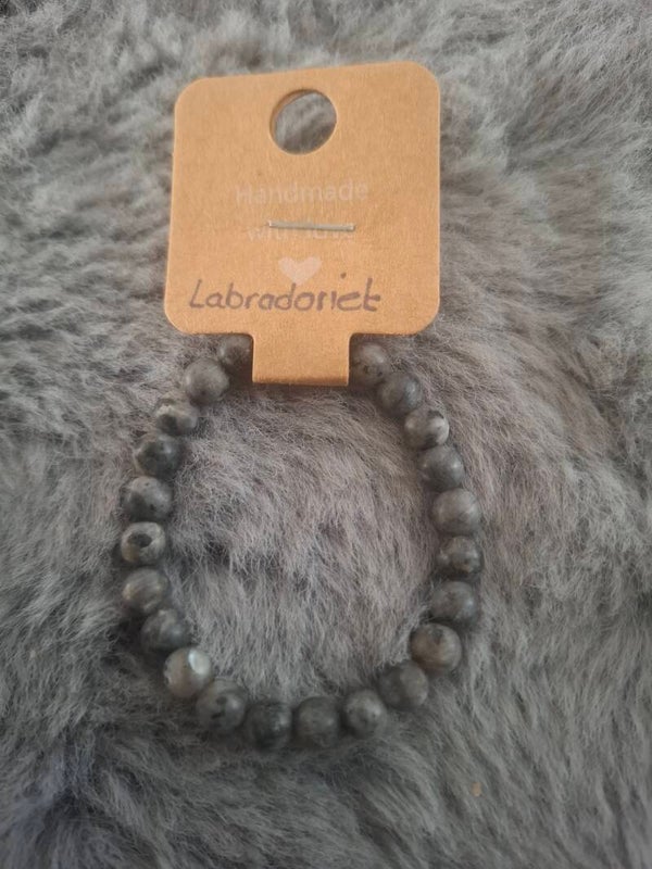 Matte Labradoriet armbandje