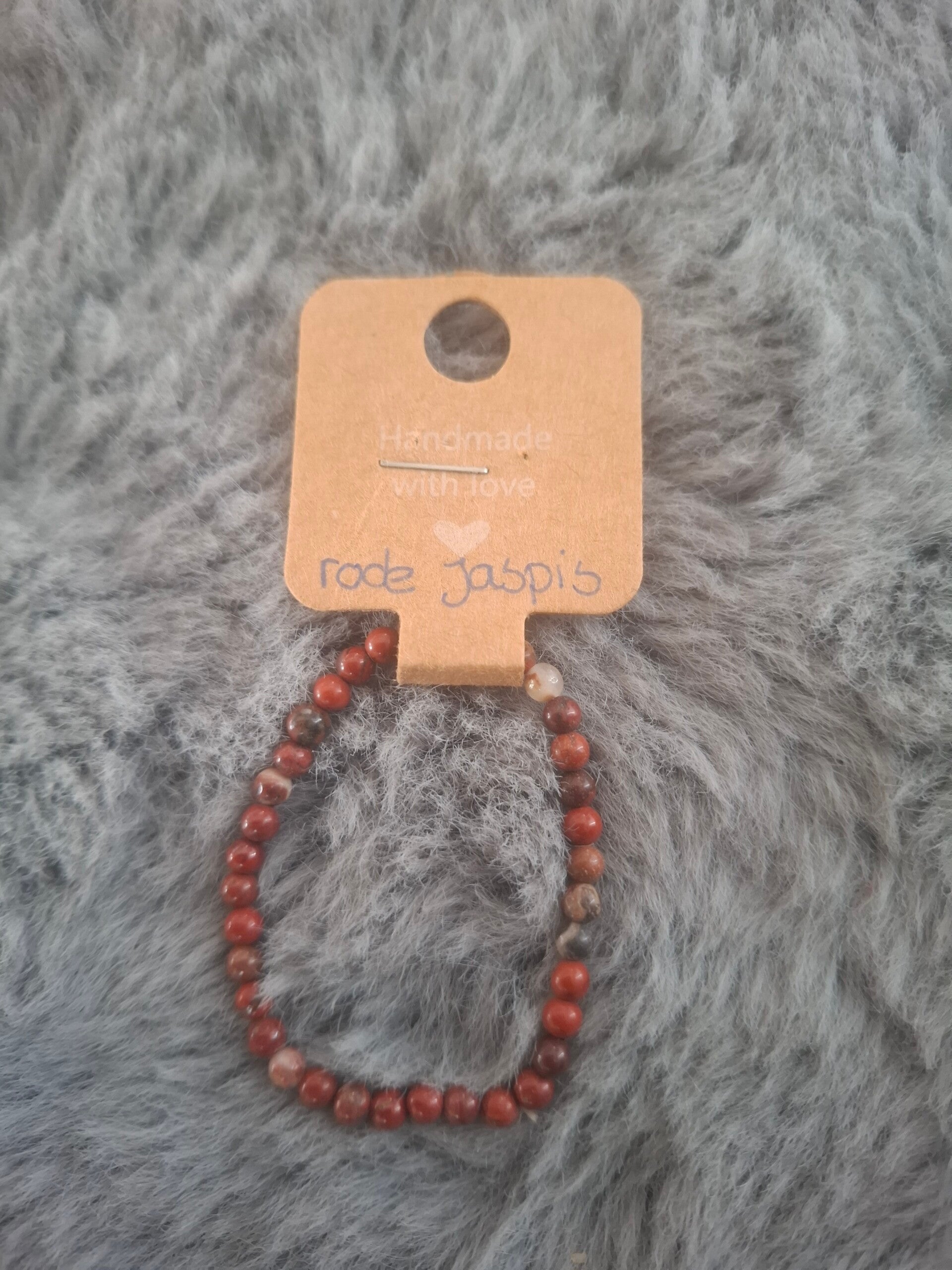 Rode jaspis armbandje