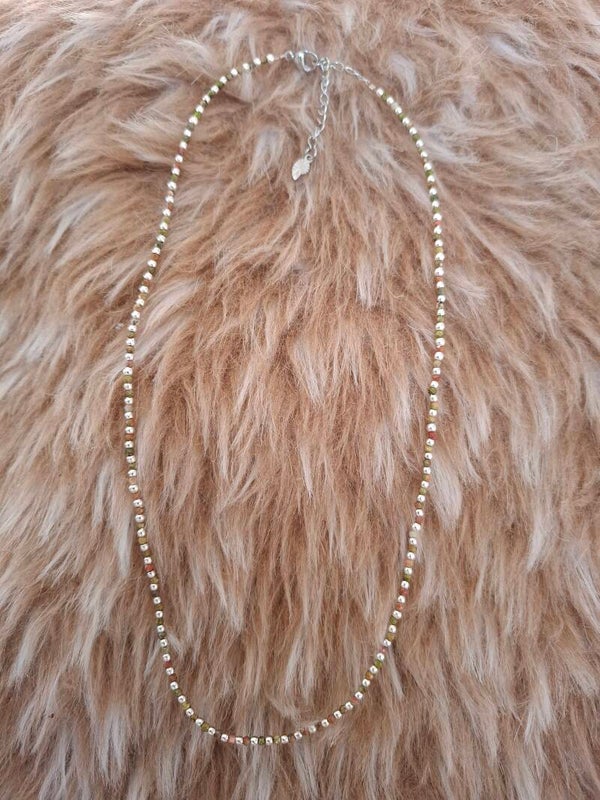 Unakiet zilverkleurige ketting