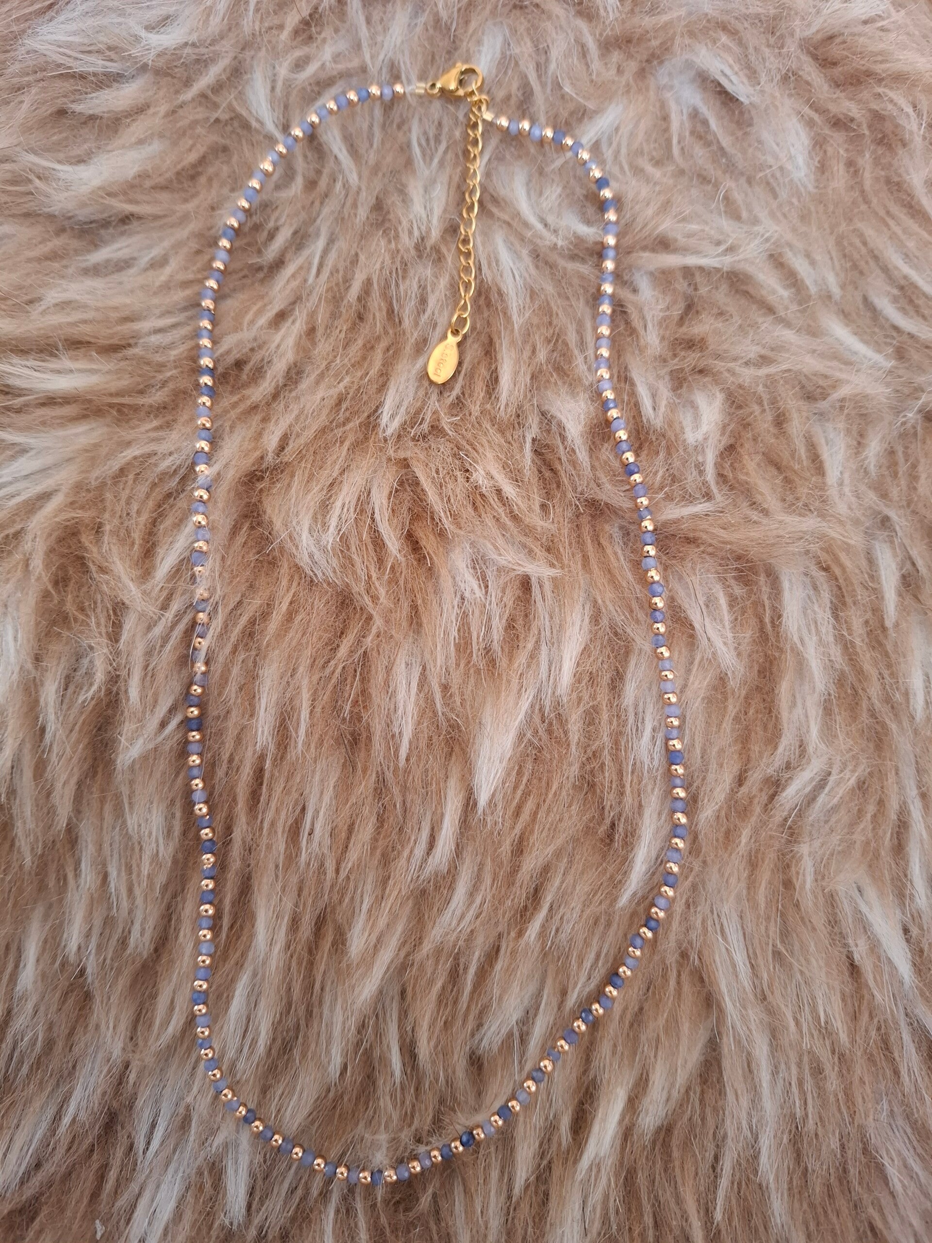 Blauwe aventurijn goudkleurige ketting