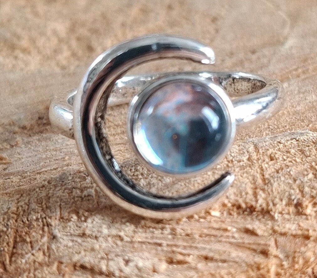 Maansteen ring