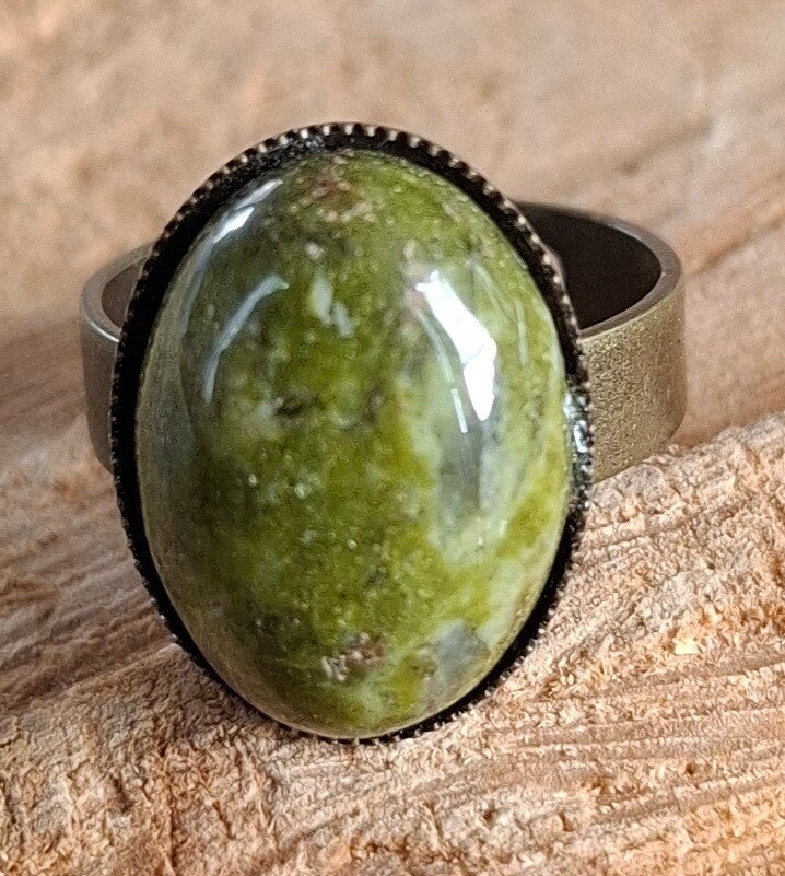 Unakiet ovale ring