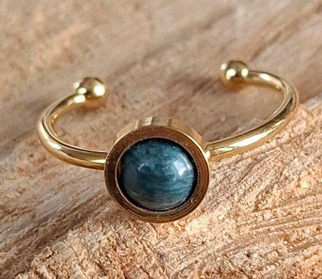 Apatiet ring
