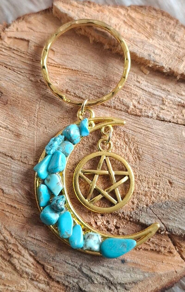 Turquoise maan