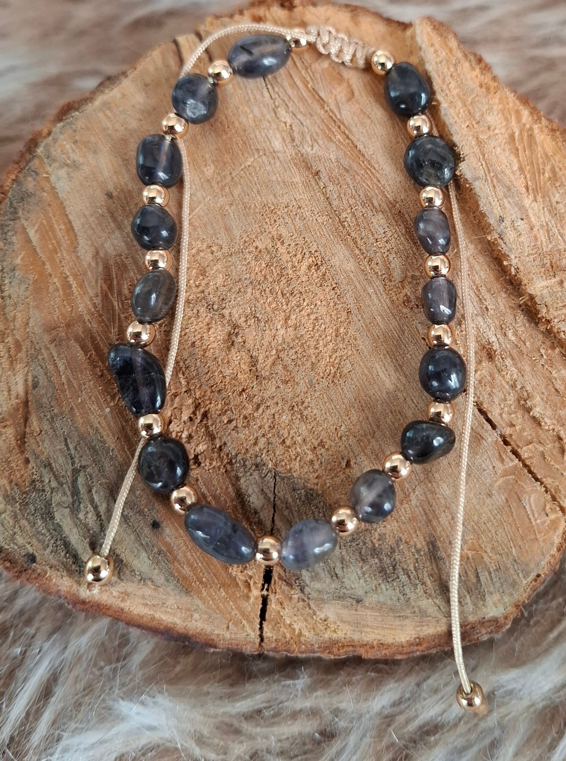 Cordieriet nugget armband