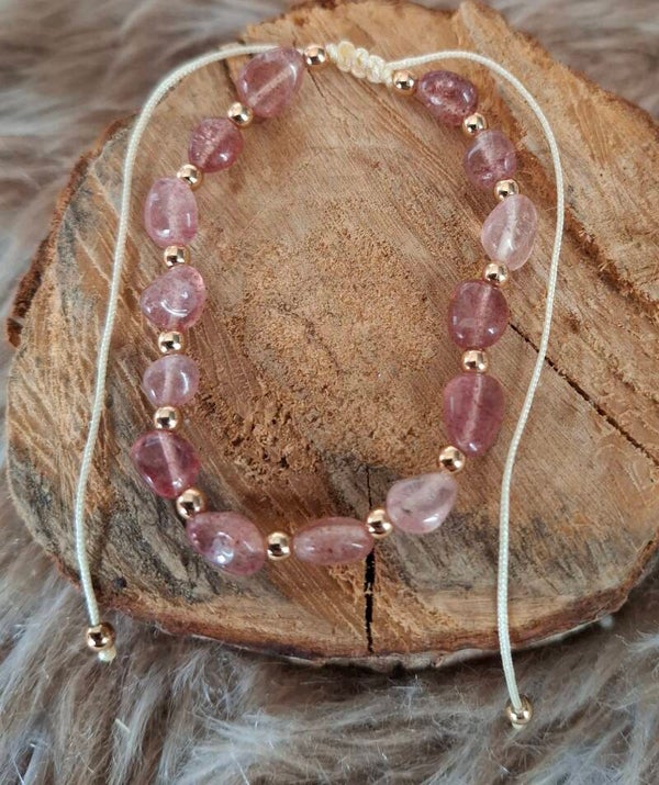 Aardbeienkwarts nugget armband