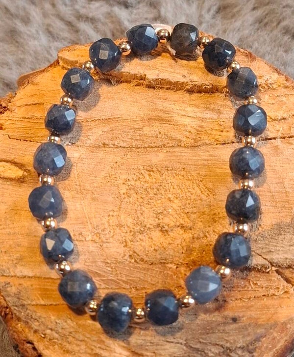 Blauwe saffier armband