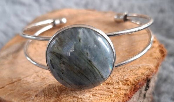 Bangle armband labradoriet
