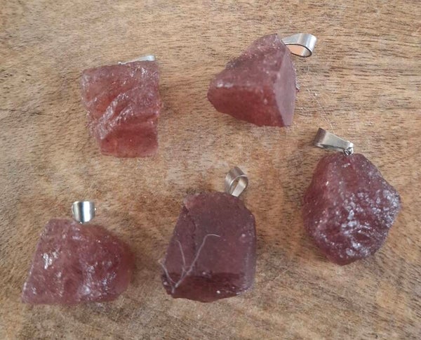 Ruwe Aardbeienkwarts hanger