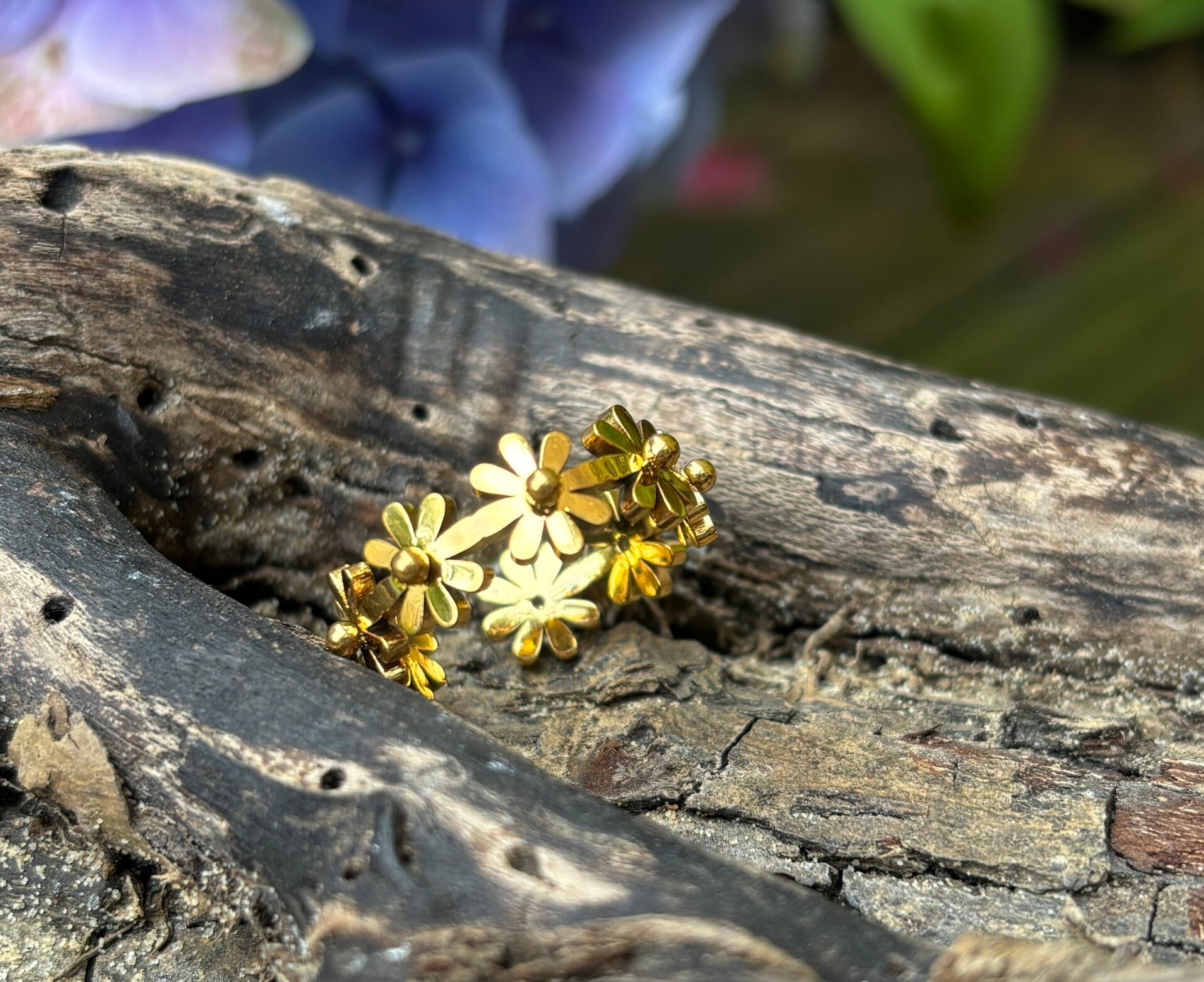 18ct Gold Plated Daisy Ring