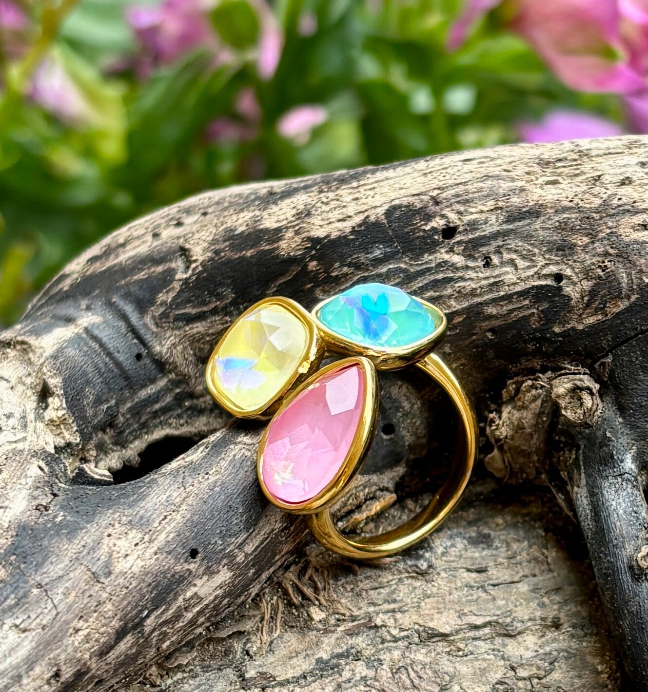 18ct Gold Plated Adjustable Faceted Glass Ring