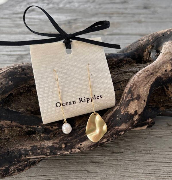 14ct Gold Plated Mismatch Pearl and Leaf Earrings