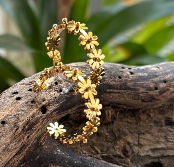 18ct Gold Plated Daisy Half Hoop Earrings