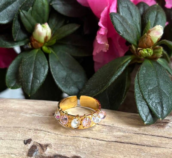18ct Gold Plated Faceted Glass Drops Adjustable Ring