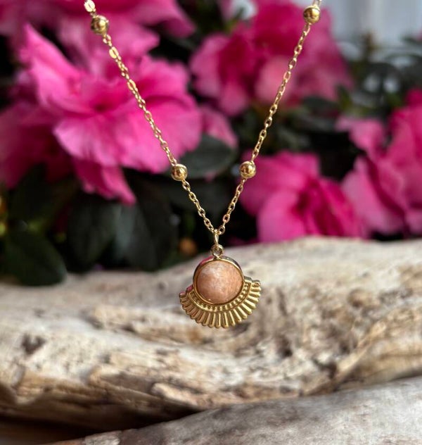 18ct Gold Plated Sunstone Pendant Necklace