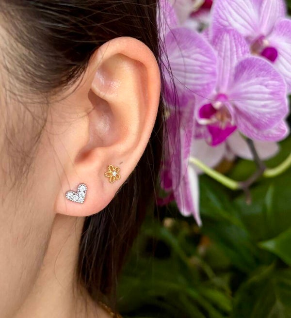 Sliver Cubic Zirconia Heart Stud Earrings