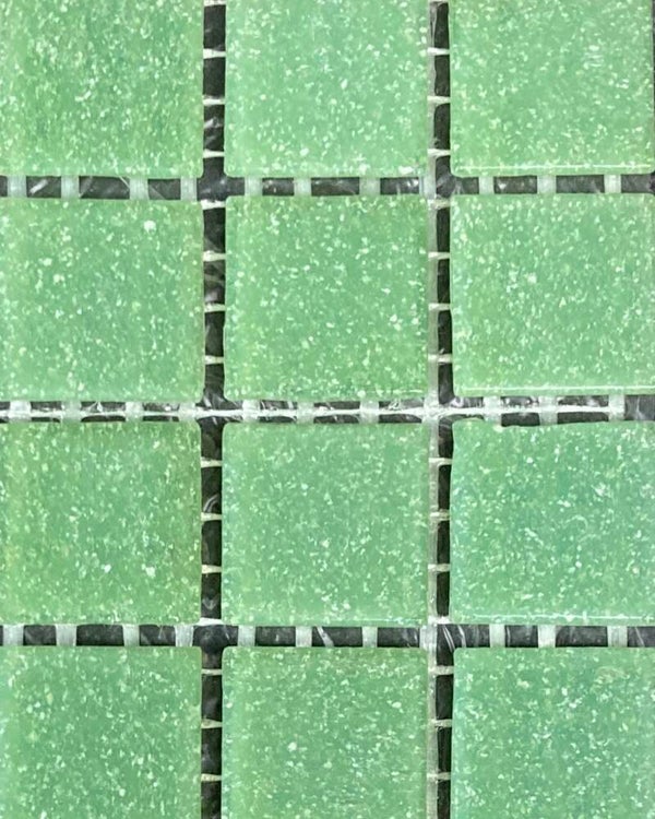 Classic  Green 2 x 2 cm 25 stuks