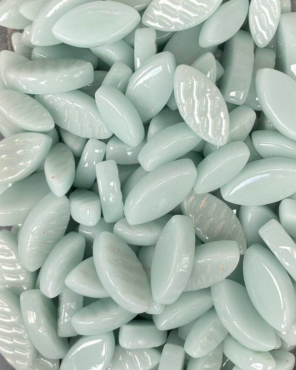 Glas bloemblaadjes  Airy Teal 50 gram