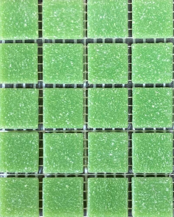 Glas mozaiek Classic 2022 Spring Green 20 x 20 mm  25 stuks