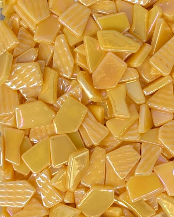 Snippets Goldenrod iridised 100 gram