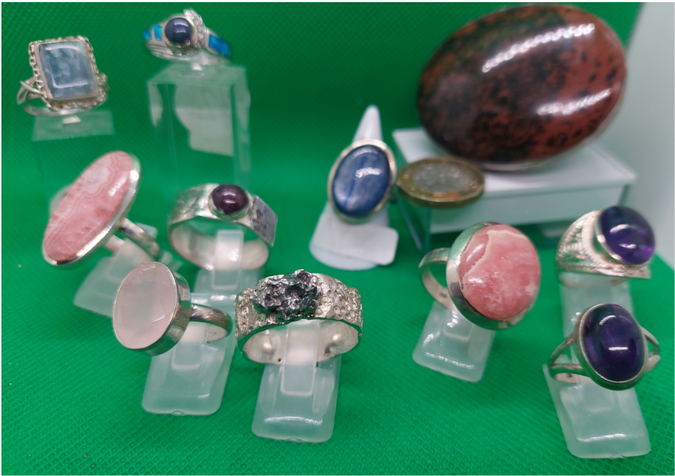 DINOSAUR TEETH Spinosaurus Albion Craft Silver Smiths dinosaur-teeth-spinosaurus-albion-craft-silver-smiths