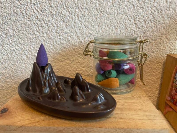 “Rook” Wierook Houder met Speciale Cones