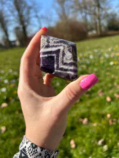 Amethist Jumbo Driehoek incl Houder