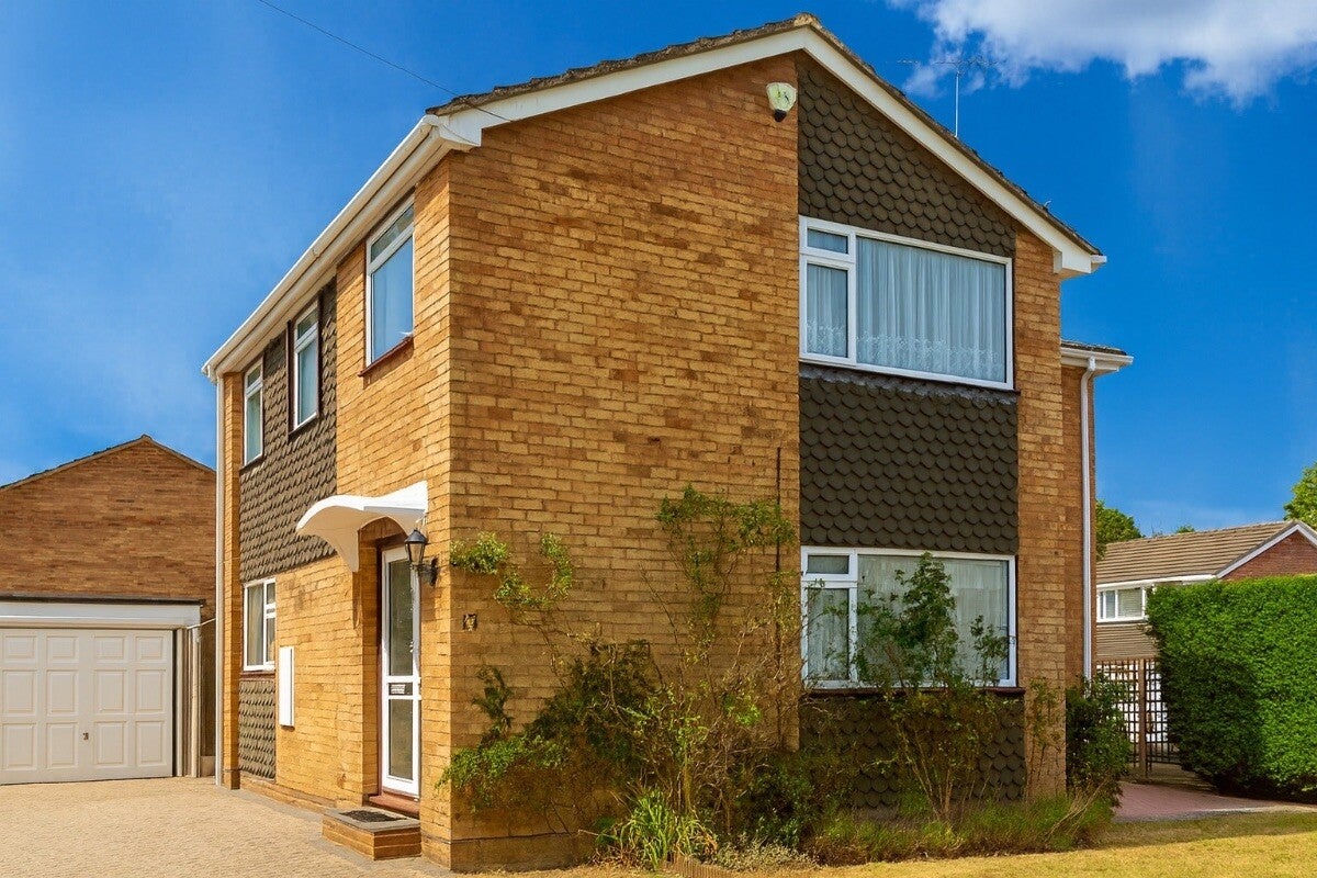 Front exterior of four‑bedroom detached house on Ringway Road, Park Street.