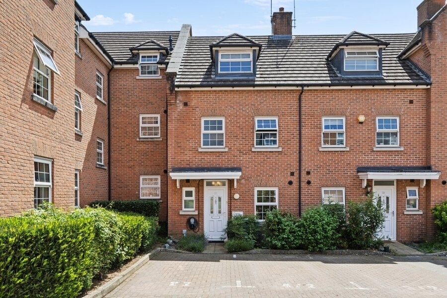 Frederick Place Frogmore – Front Elevation – 4 Bed Terrace