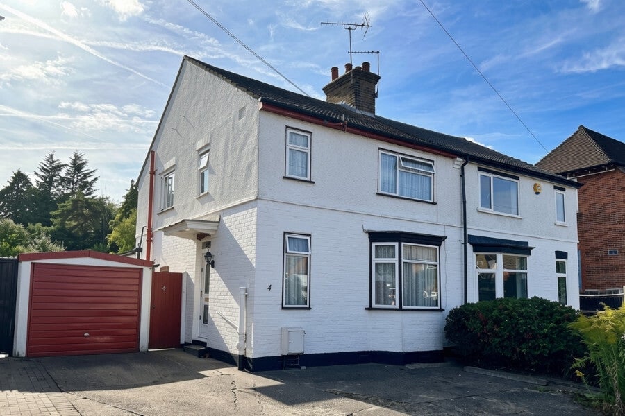 Outside photo of a Detached Bungalow for sale on Mount Drive in Park Street
