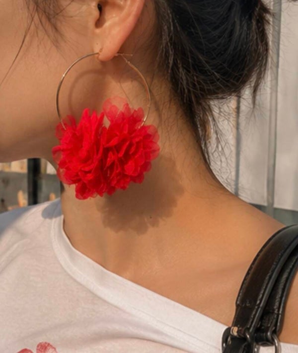 MNAASH Red Bloom Gold Hoop Earrings