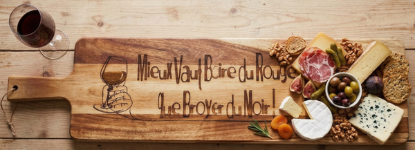 Planche à Apéro Tapas – Édition  VIN "Mieux vaut Boire du Rouge  que broyer du Noir" - en Acacia