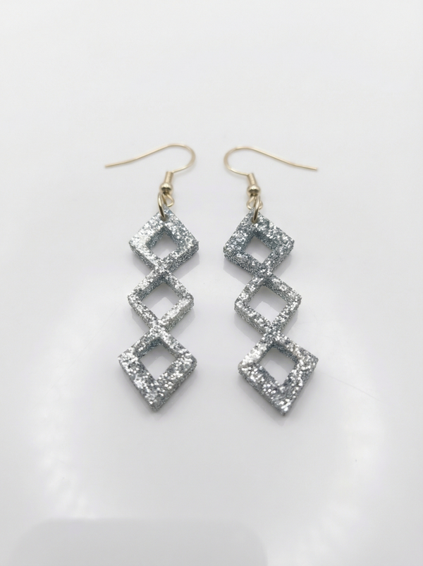 Boucles d'oreilles en plexiglas pailleté "3 Losanges"