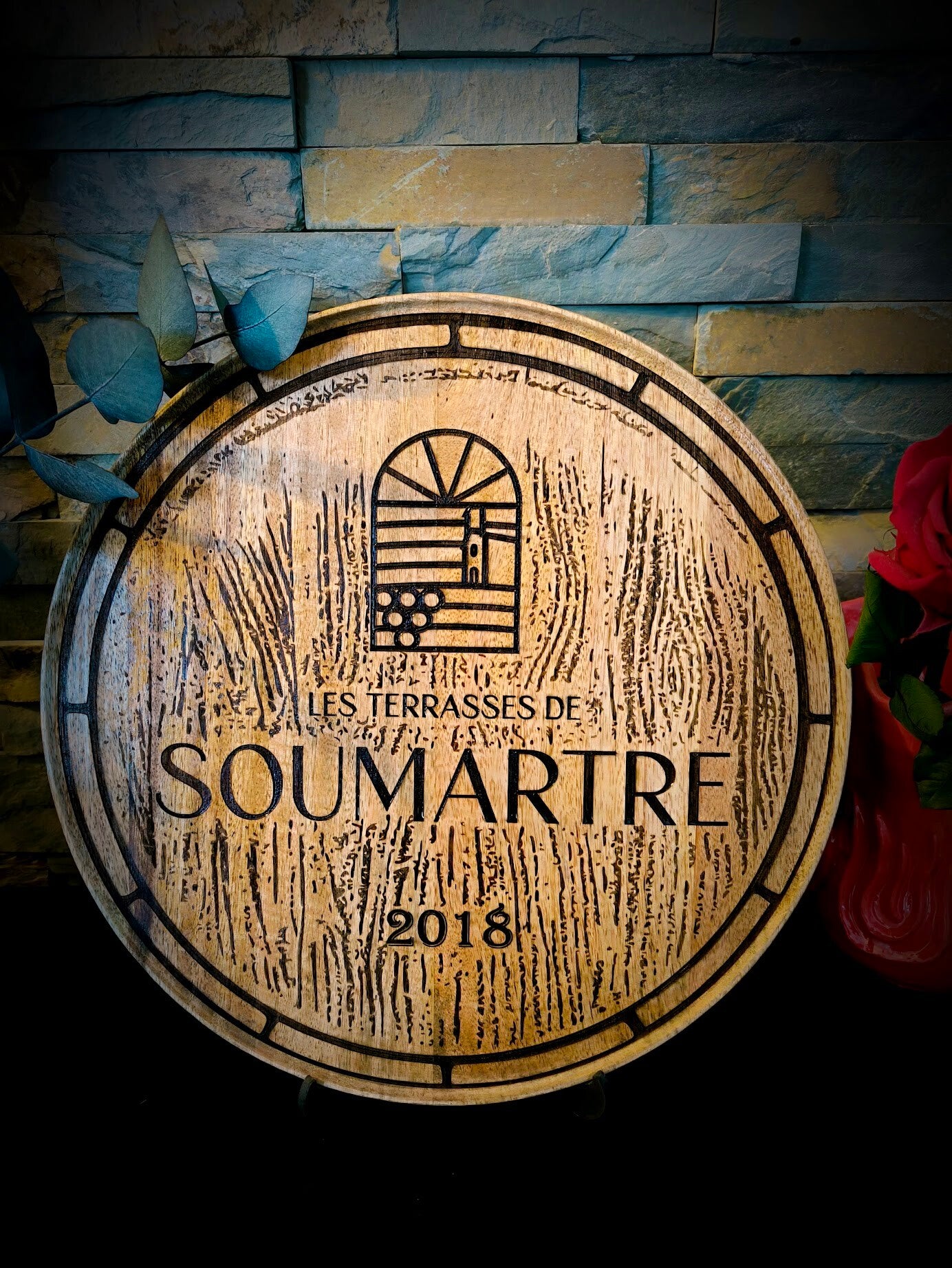 wood-concept-deco-murale-logo-soumartre-vin-enseigne-standard.jpg